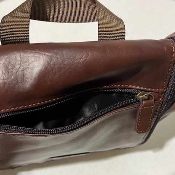 Men's Travel Kit Toiletry Hanging Zippered Bag Perry Ellis Portfolio Brown - Picture 11 of 16